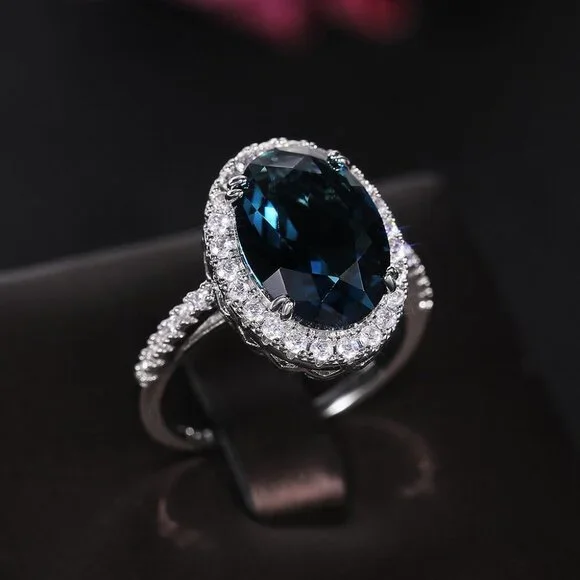 ▶Noble Hollow Anillos Super Large Oval Pure Royal Blue CZ Silver Ring, L263